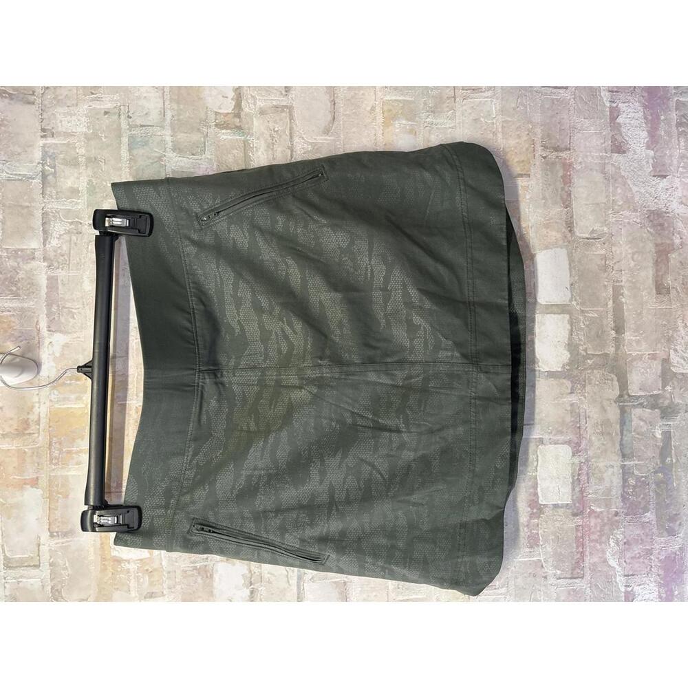 Orvis Women’s Skort Size medium